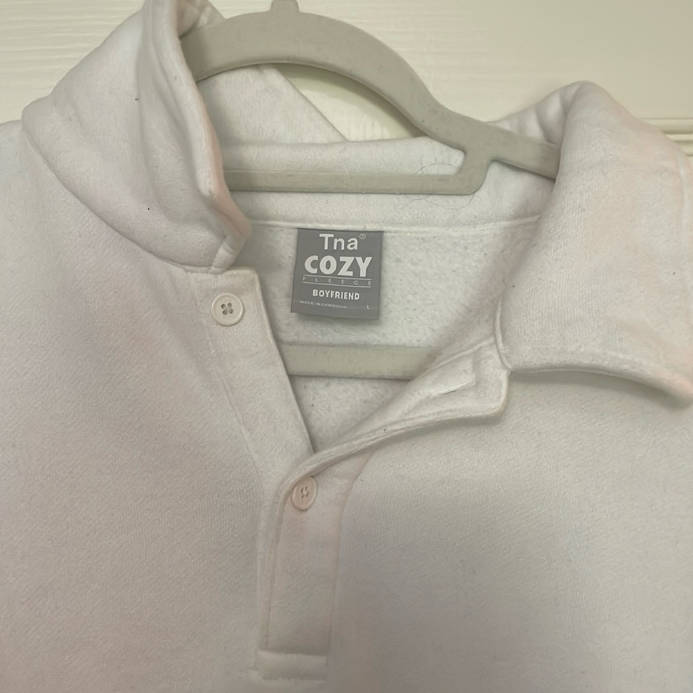 Aritzia Tna Cozy Boyfriend Sweatshirt - White